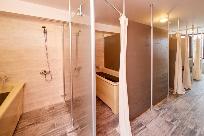 Хотел Св.Св. Петър и Павел - Снимка 11