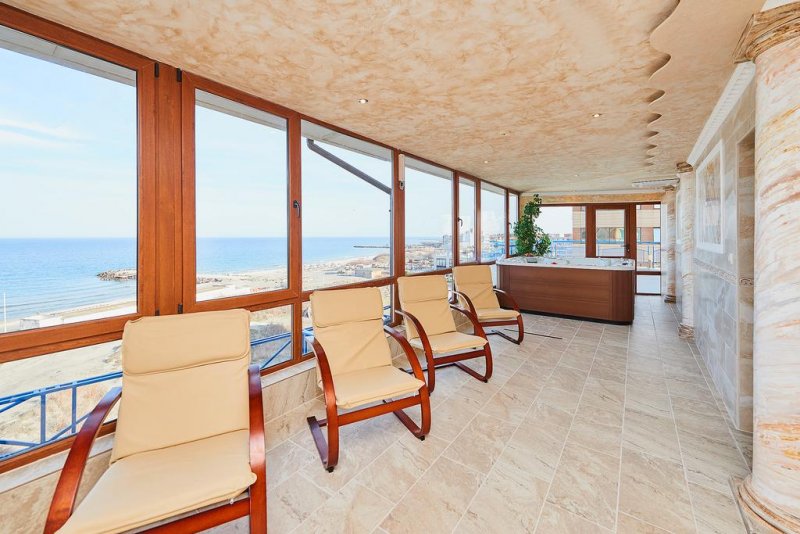 Хотел Св.Св. Петър и Павел - Снимка 1