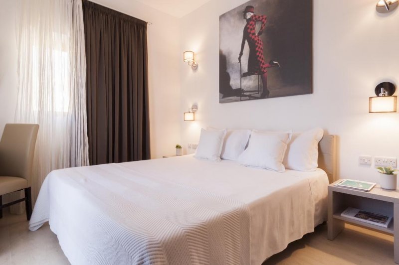 Alexandra Hotel - Снимка 5