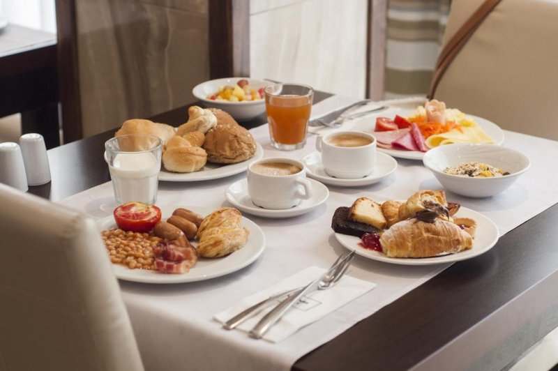 Alexandra Hotel - Снимка 7