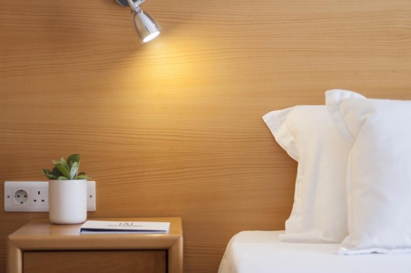 Alexandra Hotel - Снимка 4