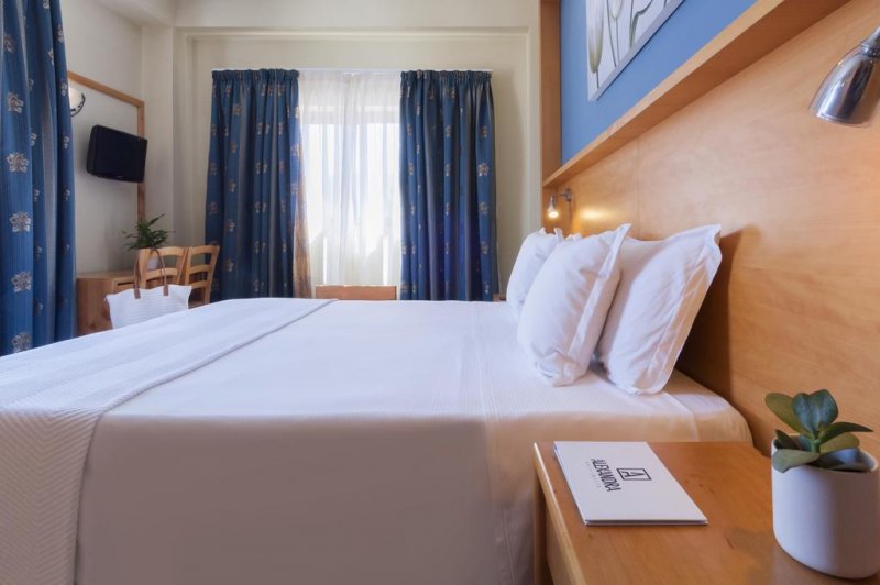 Alexandra Hotel - Снимка 10