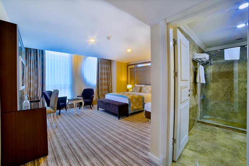 Monaco Hotel - Снимка 7