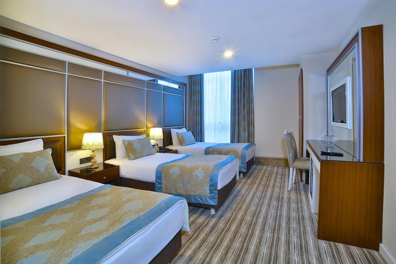 Monaco Hotel - Снимка 3