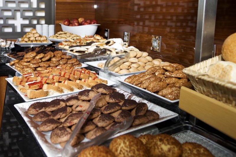 Monaco Hotel - Снимка 10