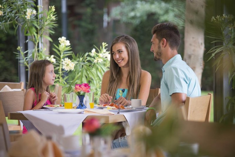 Хотел HVD Клуб Бор - Снимка 2