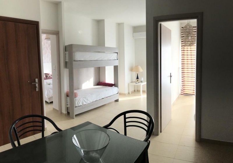 Orange House Apartments - Снимка 11