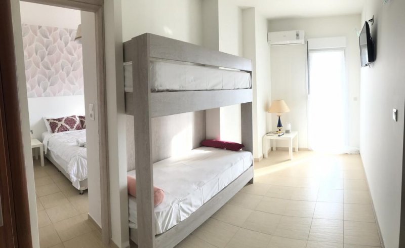 Orange House Apartments - Снимка 8