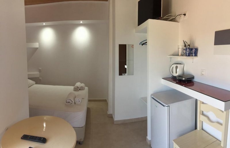 Orange House Apartments - Снимка 3