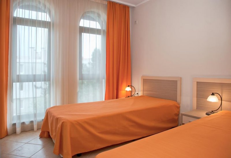 ПМГ Роял Сън Апартментс - Снимка 10