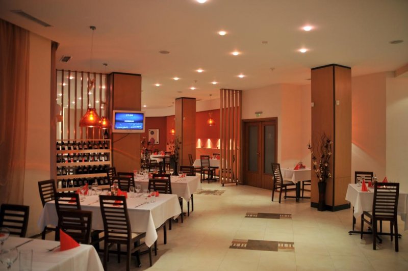 Хотел Вила Парк - Снимка 9