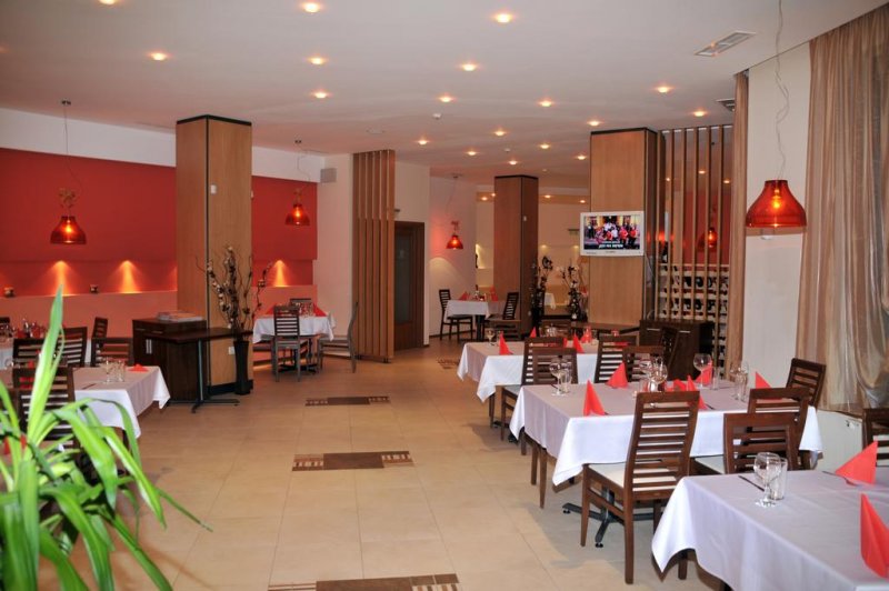 Хотел Вила Парк - Снимка 11