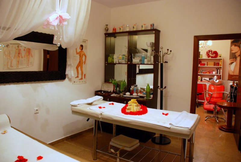 Хотел Елегант Лукс - Снимка 9