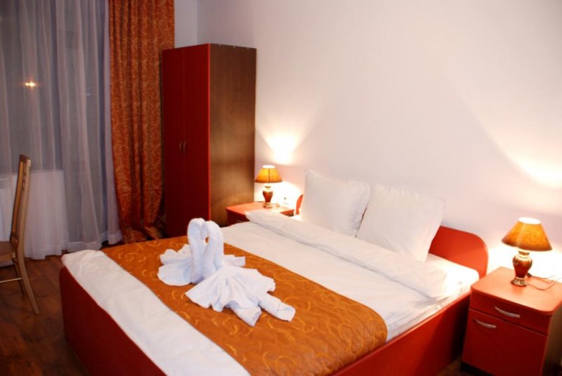 Хотел Елегант Лукс - Снимка 8