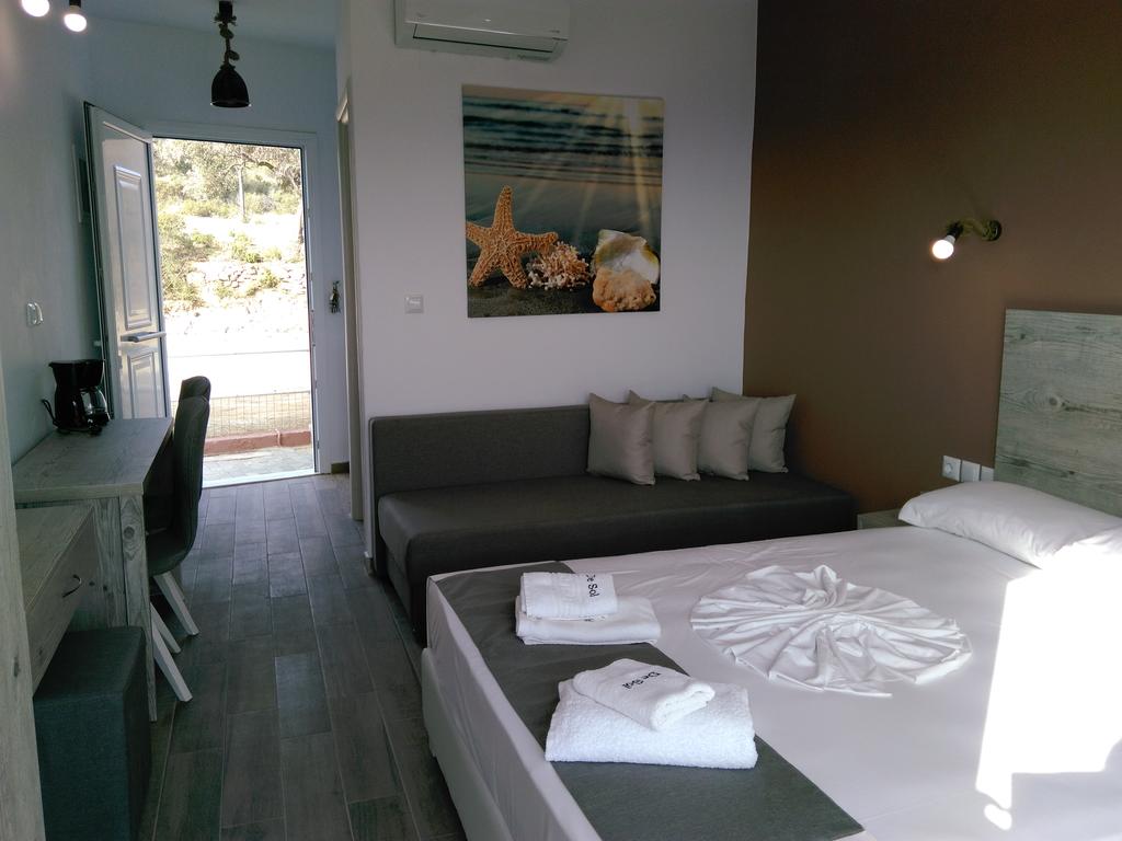 Нощувка в апартамент за до четирима на 100 м. от плажа в Лименария, Тасос + басейн и фитнес в хотел De Sol - Снимка 17