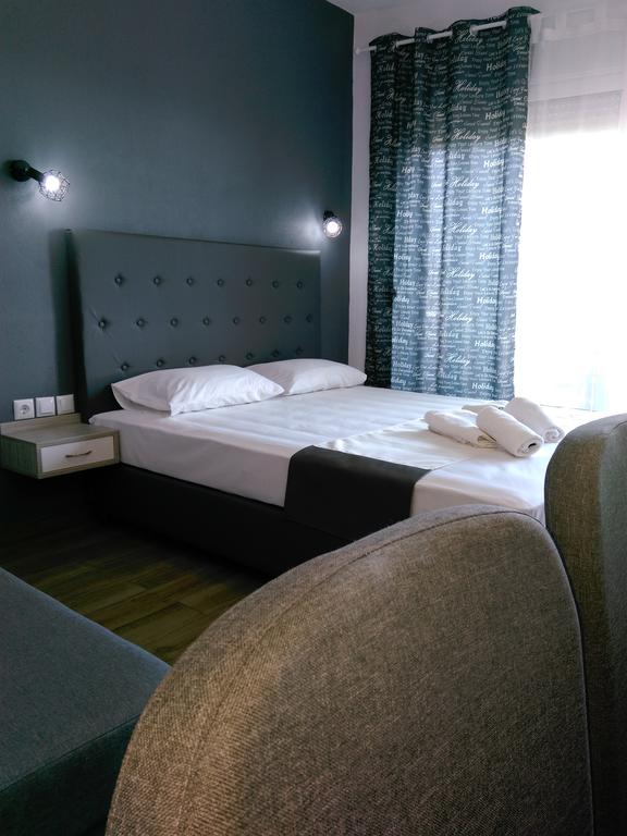 Нощувка в апартамент за до четирима на 100 м. от плажа в Лименария, Тасос + басейн и фитнес в хотел De Sol - Снимка 16
