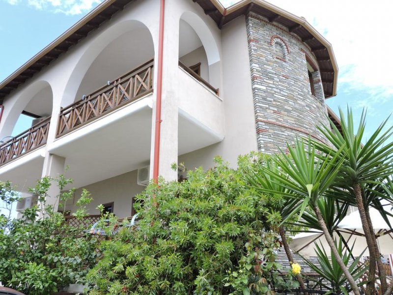 Hotel Giorgos - Снимка 2