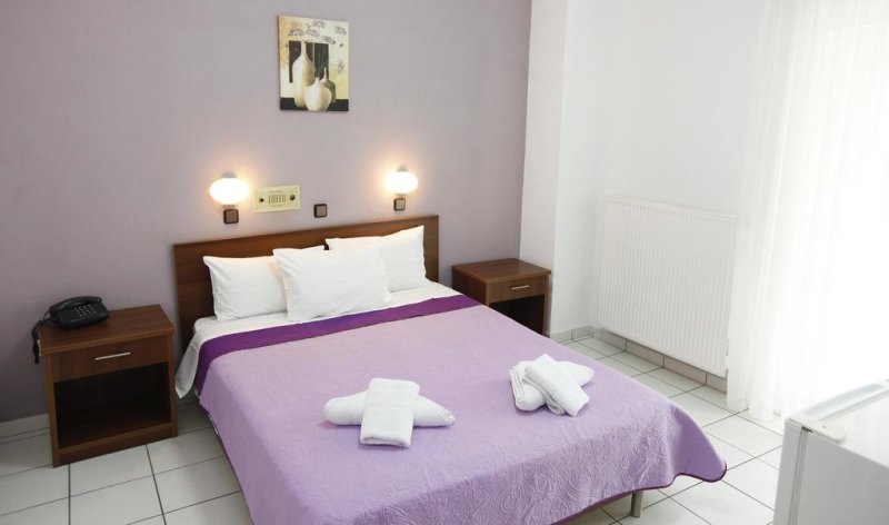 Christa Hotel - Снимка 5