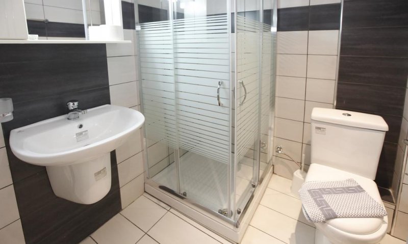 Christa Hotel - Снимка 7