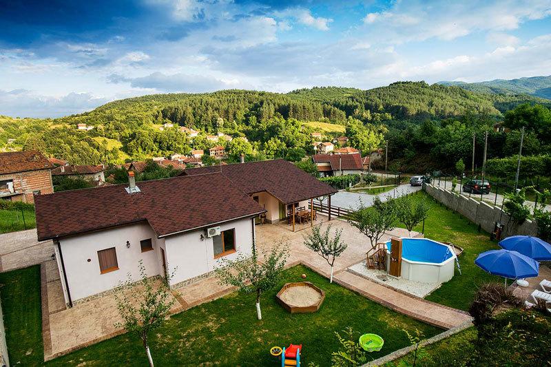 Къща за гости Тандов - Снимка 0