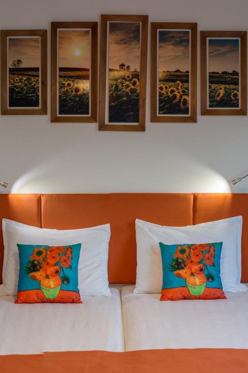 Семеен хотел Изгревът - Снимка 9