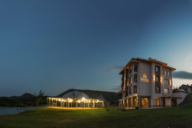 Семеен хотел Изгревът - Снимка 10