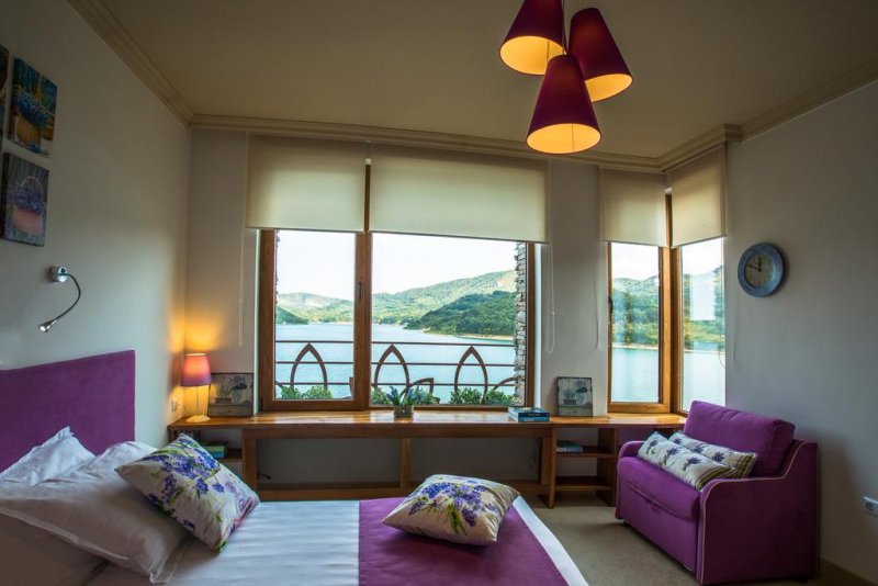 Семеен хотел Изгревът - Снимка 2