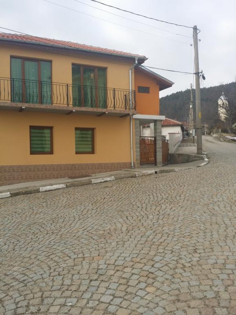 Къща за гости Бояна - Снимка 11