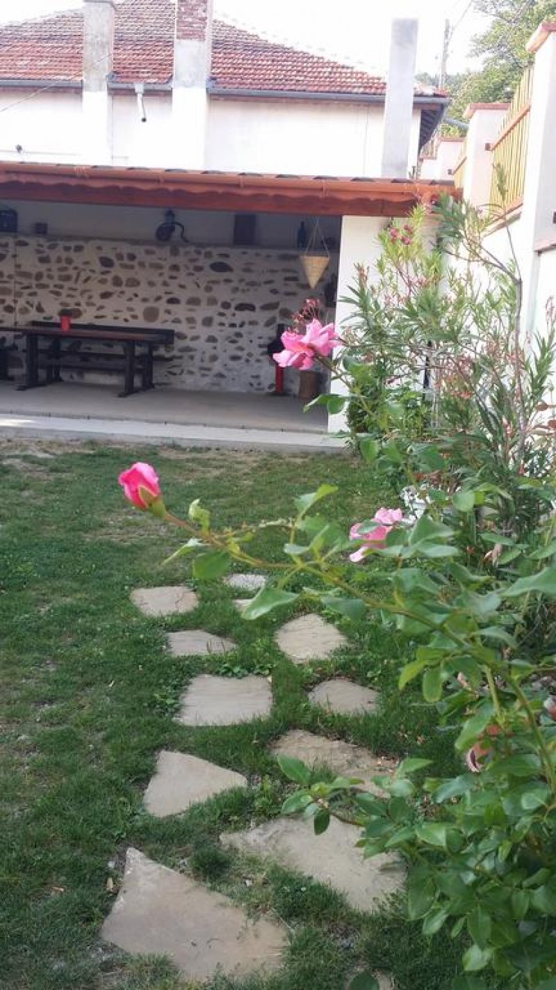 Къща за гости Бояна - Снимка 10