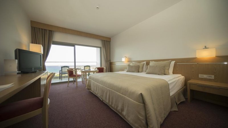 Grand Hotel Ontur - Снимка 1