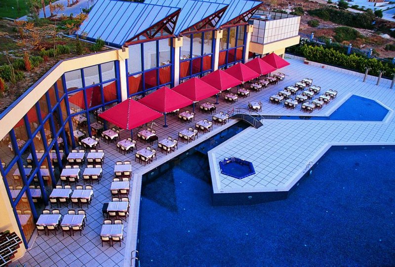 Grand Hotel Ontur - Снимка 10