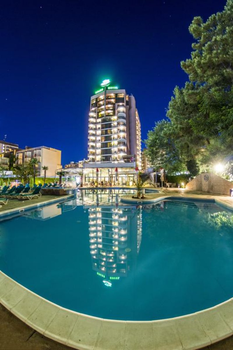 Гранд хотел Съни Бийч - Снимка 0