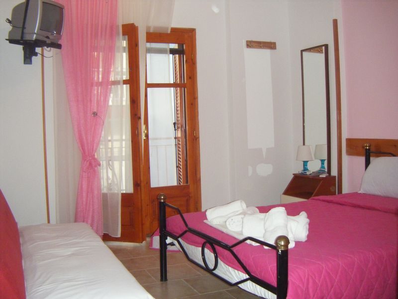 Gallery Hotel - Снимка 9