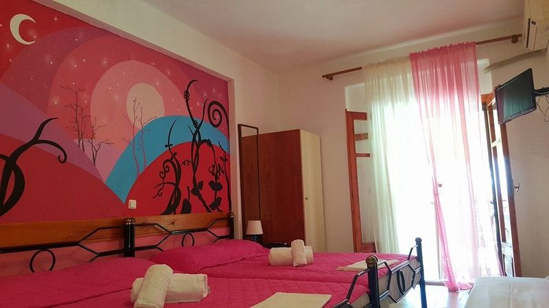 Gallery Hotel - Снимка 9