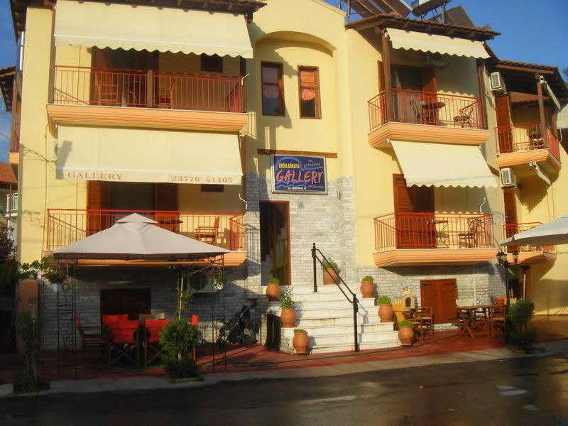 Юли на остров Амулиани, Гърция! Нощувка със закуска за двама, трима или четирима в хотел Gallery - Снимка 5
