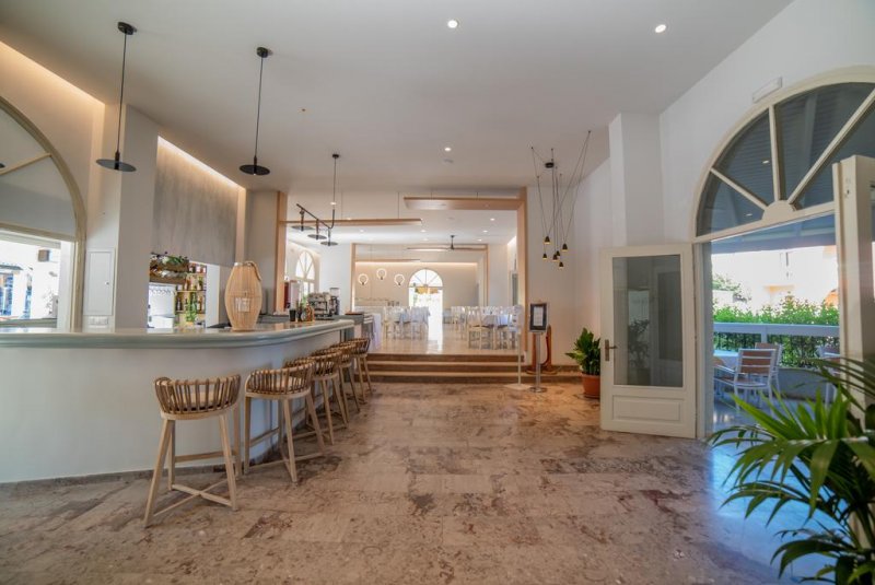 Alkionis Hotel 3* - Снимка 2