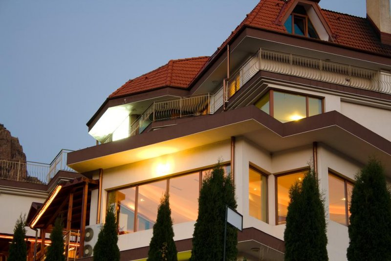 Хотел Кристал - Снимка 0