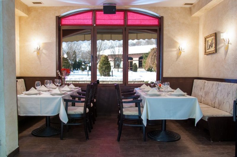 Хотел Домейн Пещера - Снимка 11