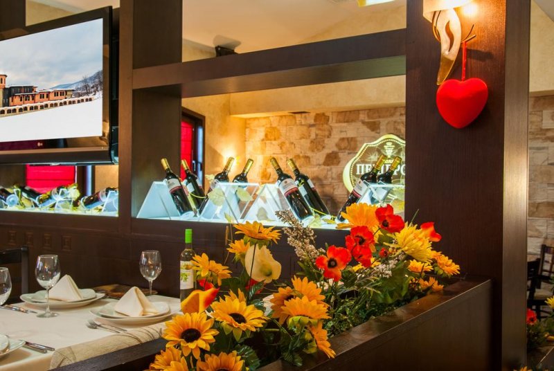 Хотел Домейн Пещера - Снимка 9