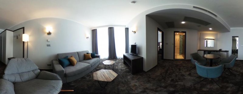 Хотел Бест Уестърн плюс Премиум Ин - Снимка 9