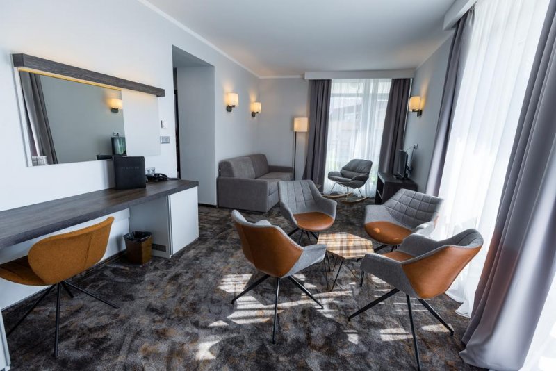 Хотел Бест Уестърн плюс Премиум Ин - Снимка 3