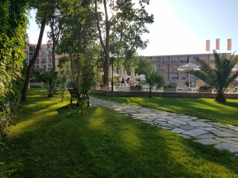 Хотел Рива - Снимка 1