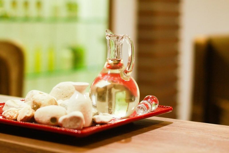 Уайт Рок Касъл Суит Хотел и СПА - Снимка 9