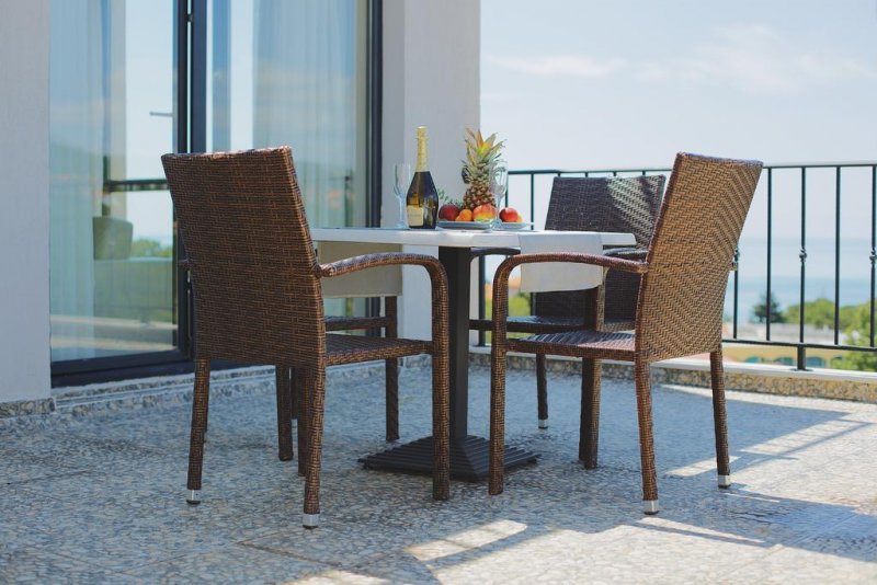 Уайт Рок Касъл Суит Хотел и СПА - Снимка 8