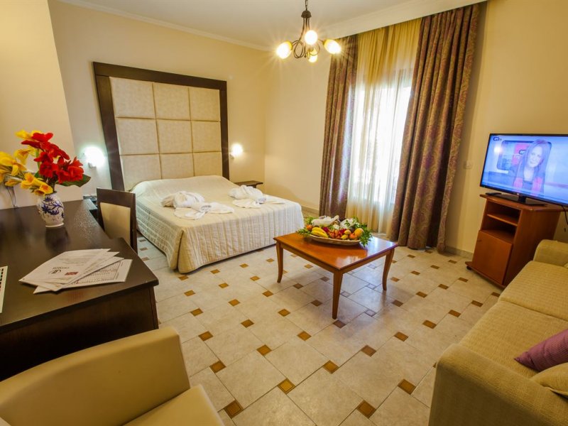 Tresor Sousouras Hotel  - Снимка 11