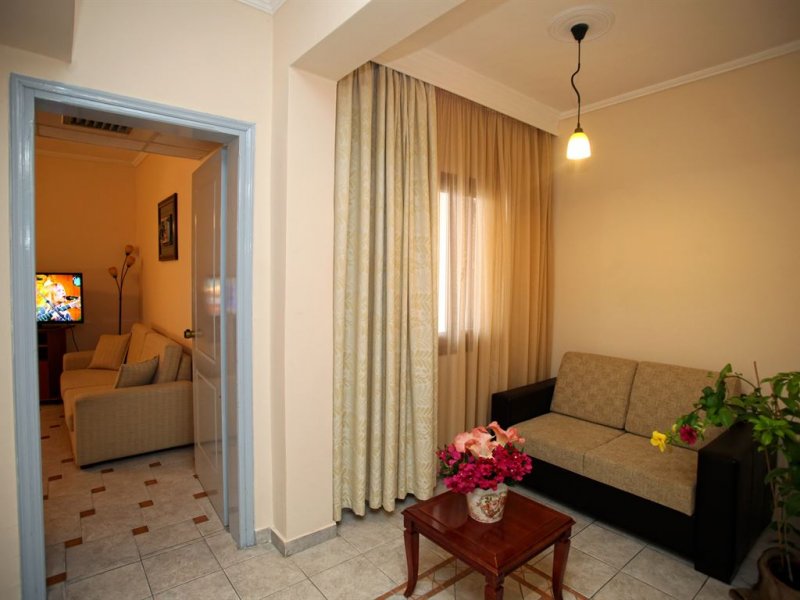 Tresor Sousouras Hotel  - Снимка 7