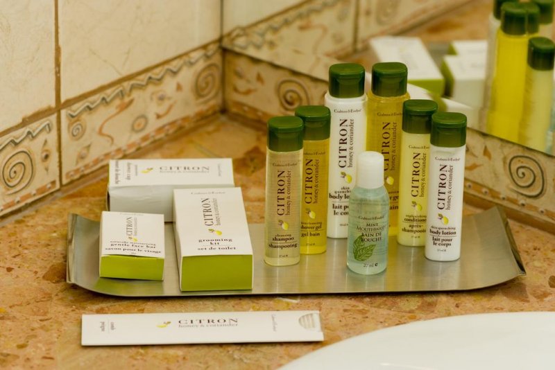 Хотел ДабълТрий Хилтън - Снимка 7