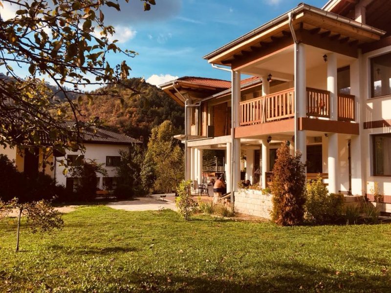 Къща за гости Почивка - Снимка 0