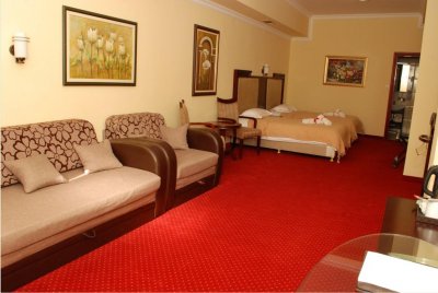 Hotel Planeta Inn - Снимка 4