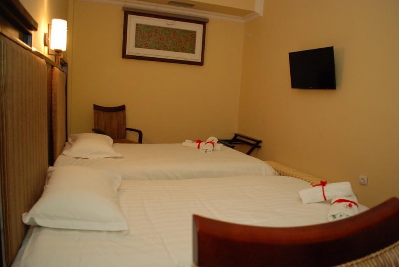 Hotel Planeta Inn - Снимка 1